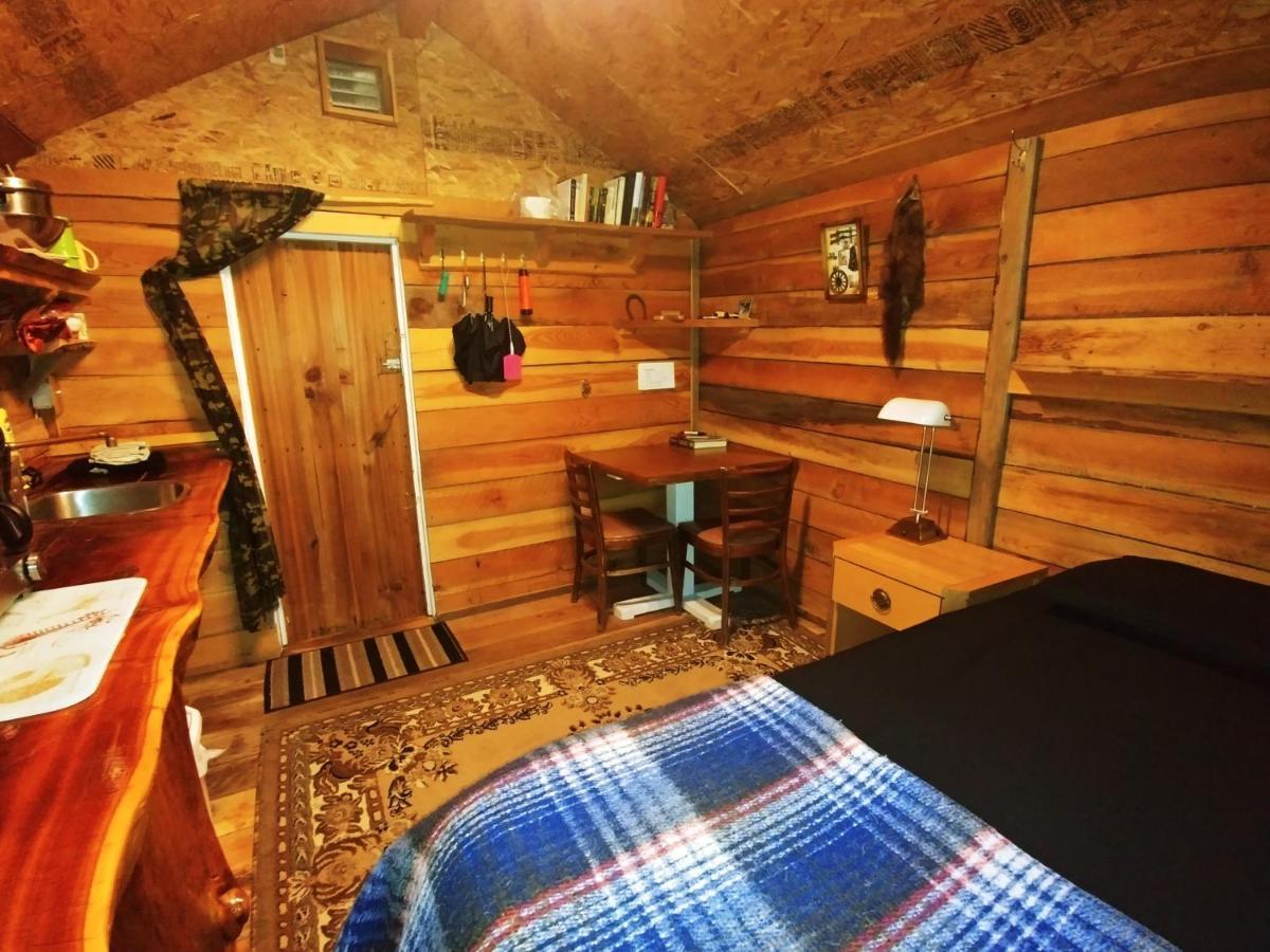 Bone Creek Wilderness Retreat Hotel Blue River Eksteriør billede